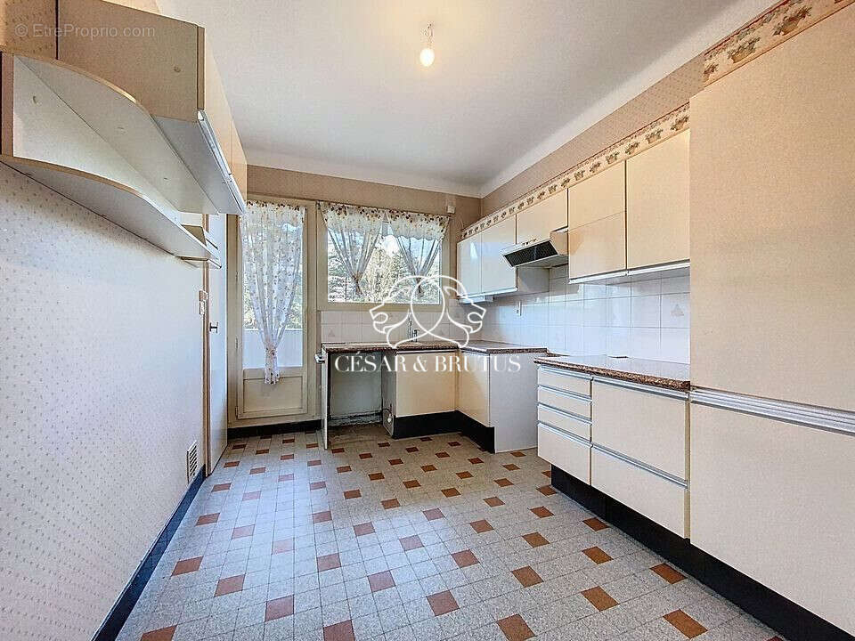 Appartement à CALUIRE-ET-CUIRE