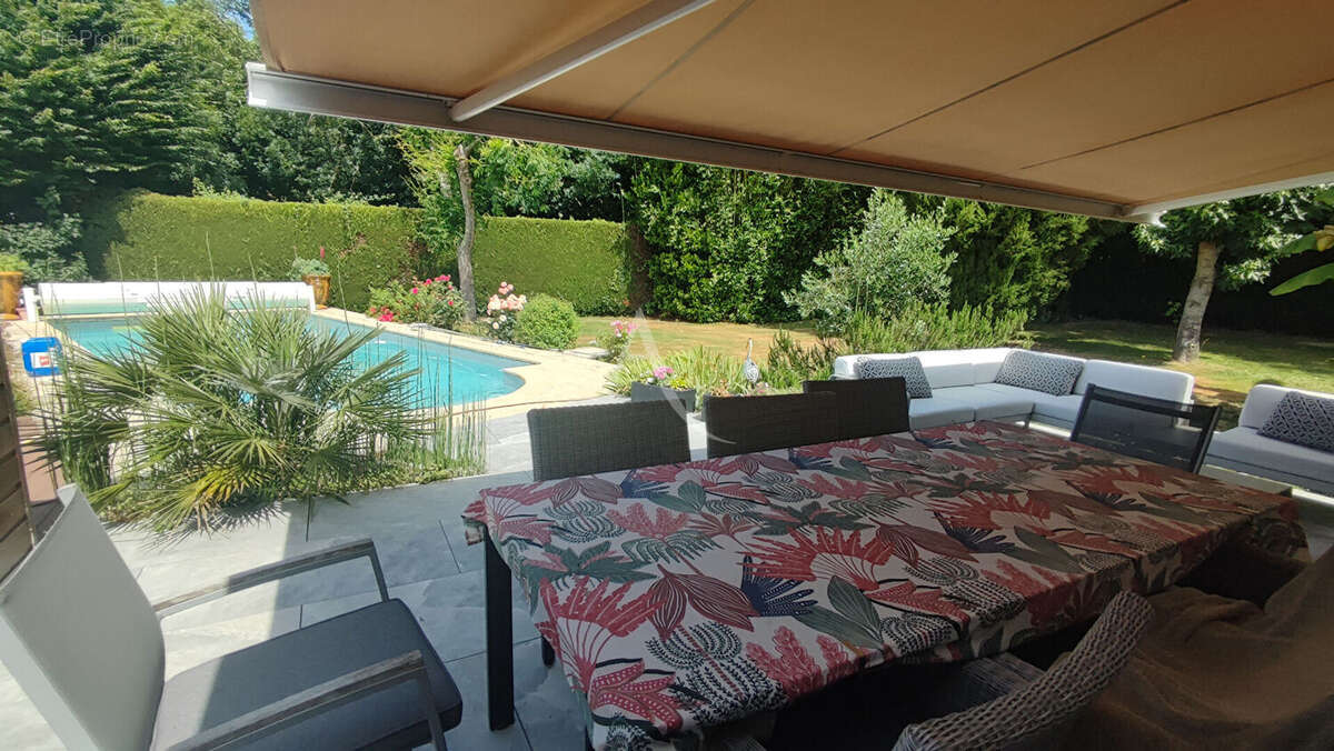 Maison à LE POIRE-SUR-VIE