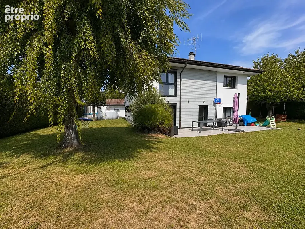 Maison à VETRAZ-MONTHOUX
