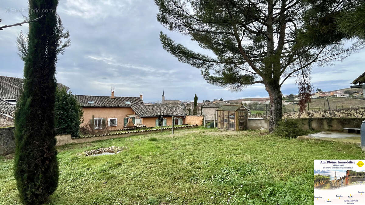 Maison à FLEURIE
