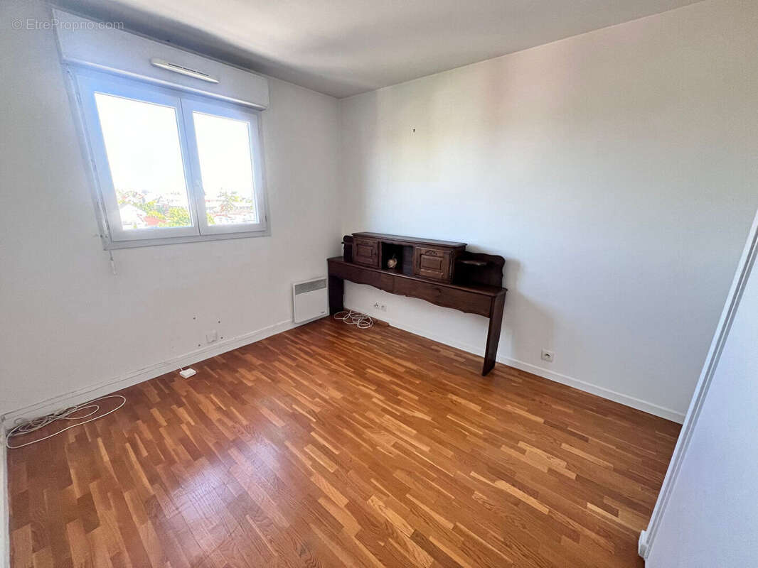 Appartement à SARTROUVILLE
