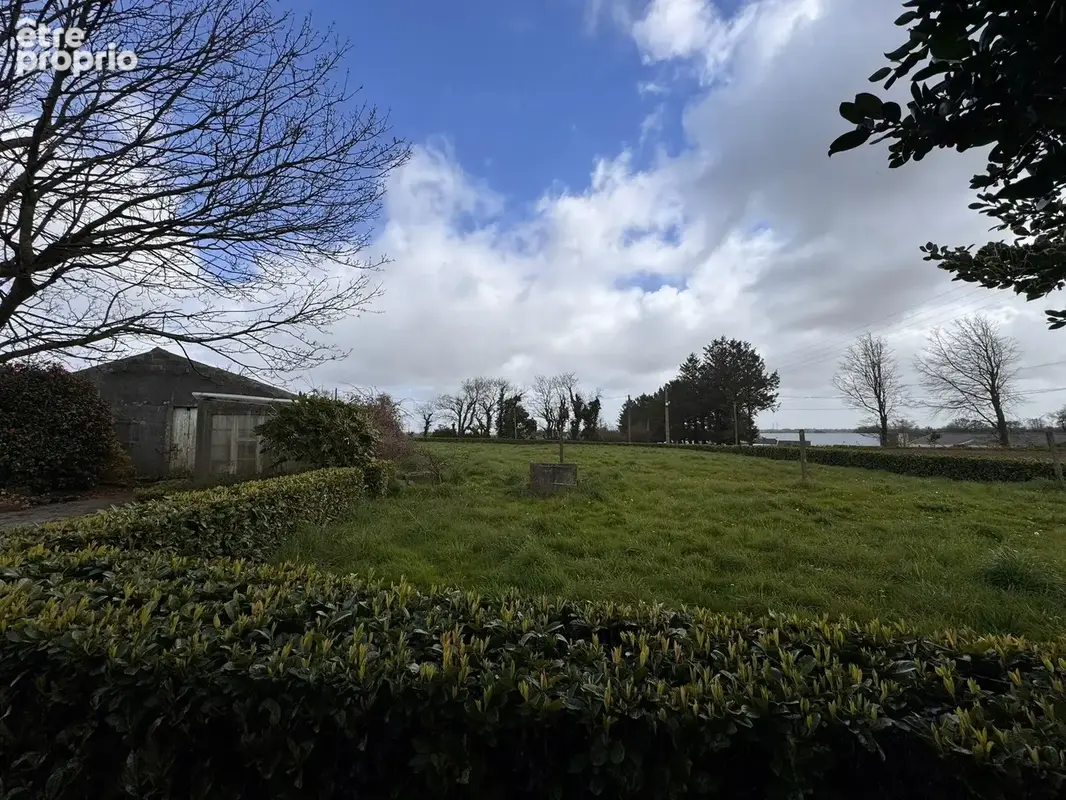 SOUS COMPROMIS  Maison 6 pièces avec jardin, hangar et dépendances   Plabennec - photo 2