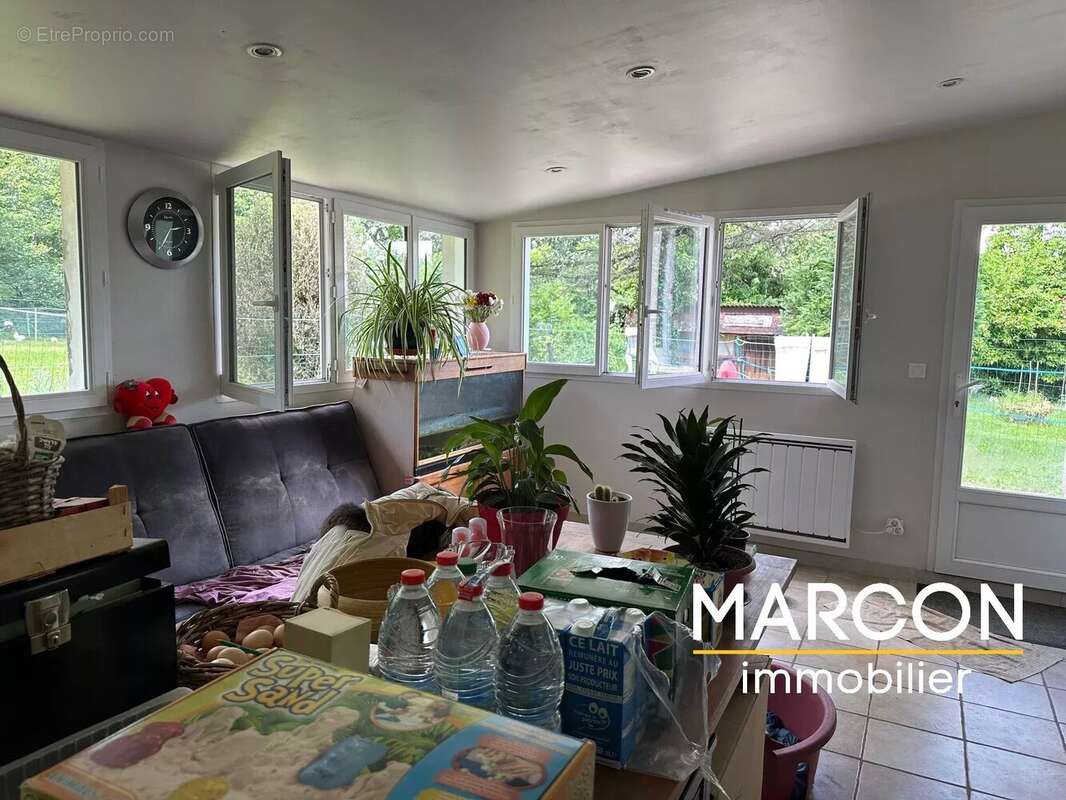 Maison à SAINT-AGNANT-DE-VERSILLAT