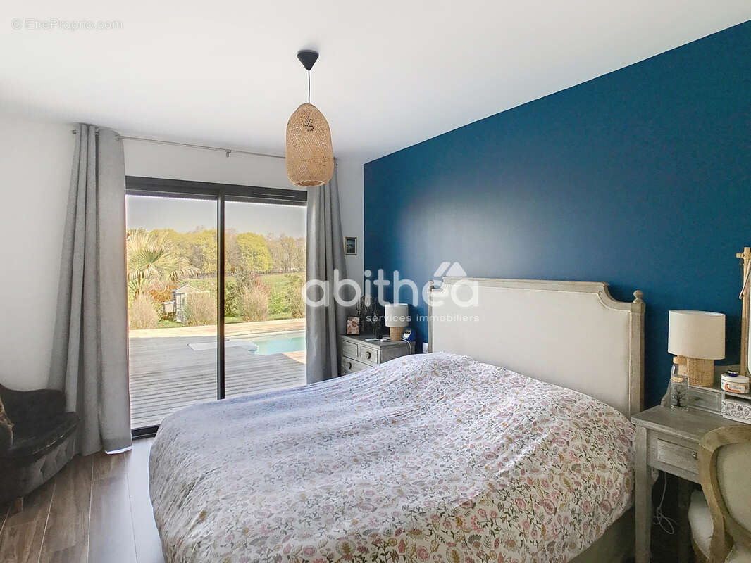 Maison à VOEUIL-ET-GIGET