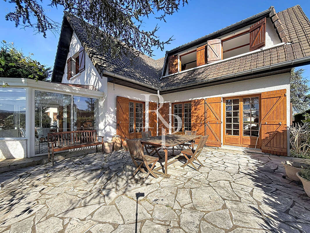 Maison à FRANCHEVILLE