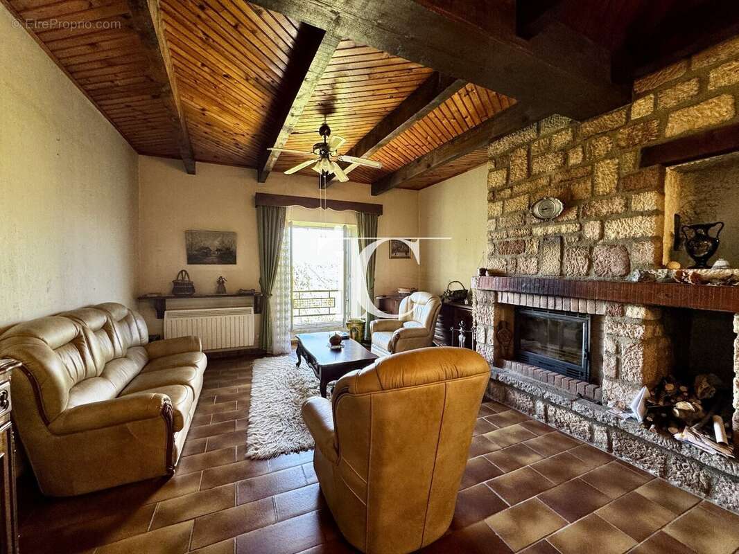 Maison à PLANZOLLES