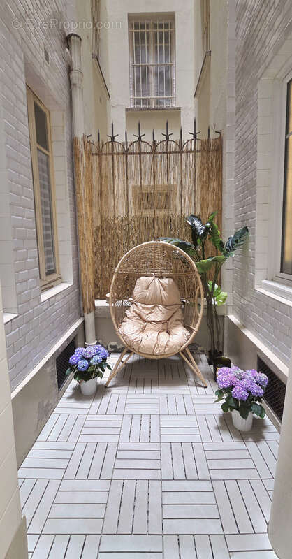 Appartement à PARIS-7E