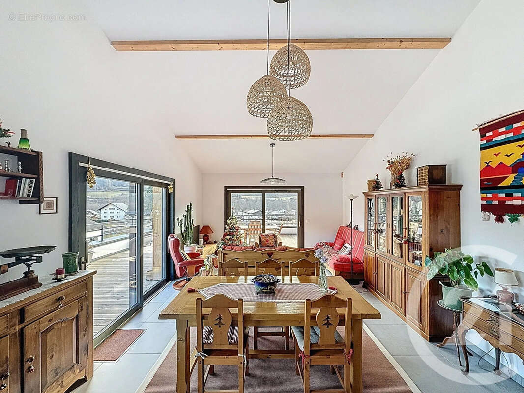 Appartement à TANINGES