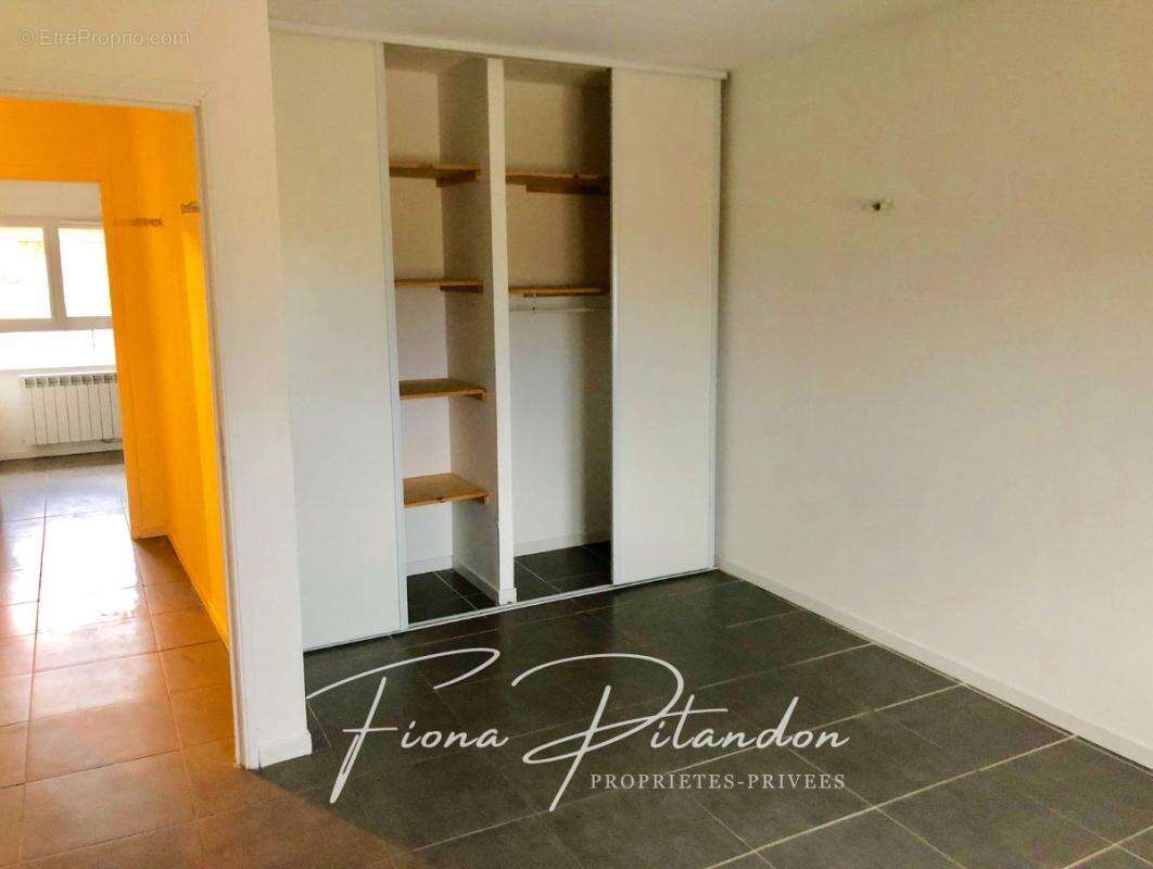 Immeuble de rapport deux appartements - Investissement locatif - photo 11