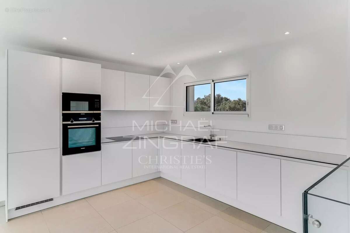 Maison à CAVALAIRE-SUR-MER