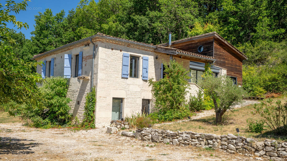 Maison à SAINT-AMANS-DE-PELLAGAL