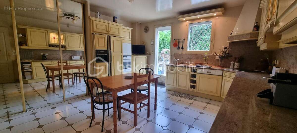 Maison à SAINT-GERMAIN-LES-CORBEIL