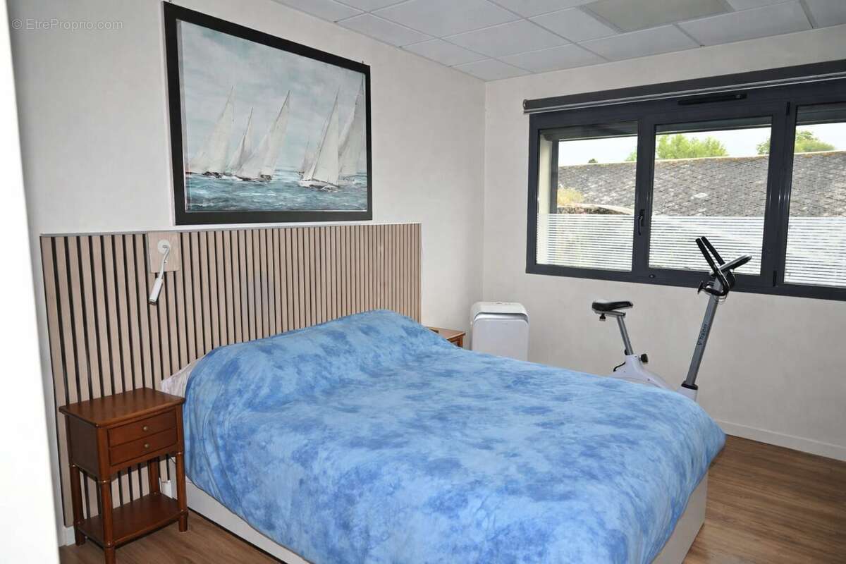 Maison 153 m² à Saint-Nicolas-Du-Pelem  - photo 4