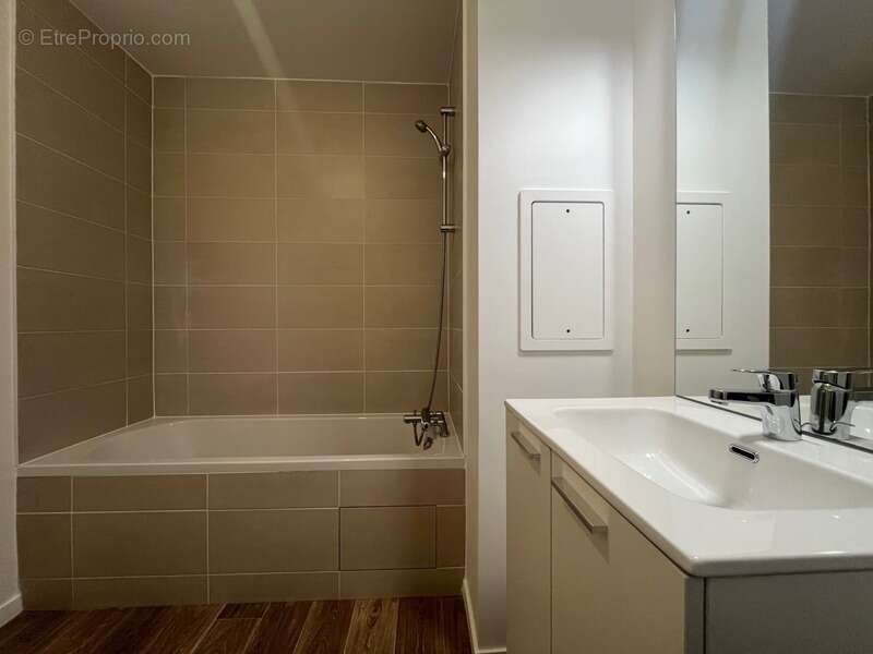 Appartement à MARLY-LA-VILLE