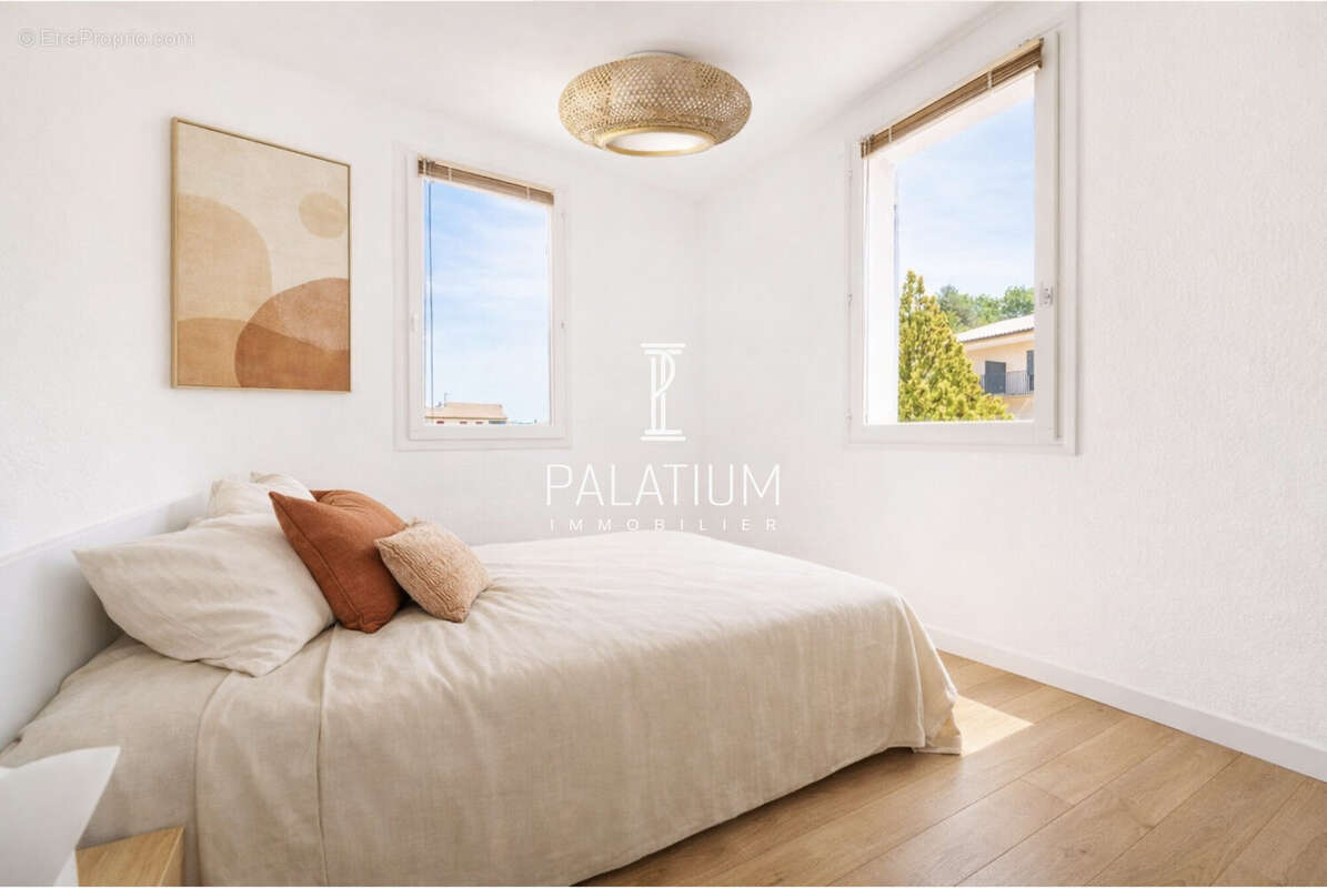 Appartement à GREOUX-LES-BAINS