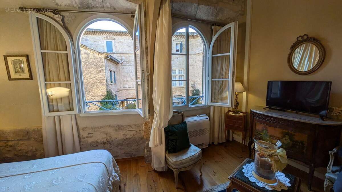 Chambre - Appartement à MURVIEL-LES-BEZIERS