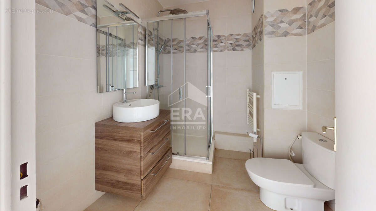 Appartement à PARIS-19E