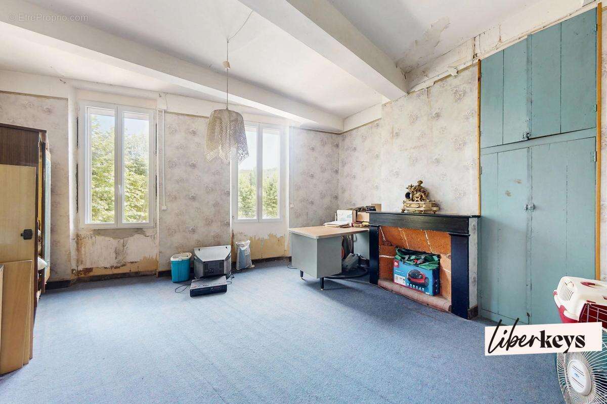 Maison de ville + commerce - photo 5