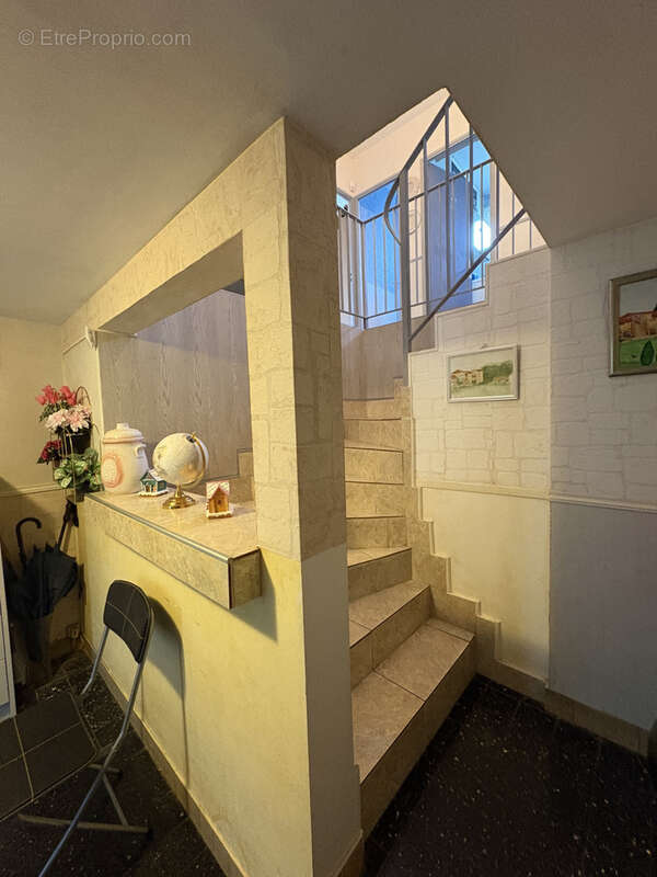 Maison à MONTAYRAL