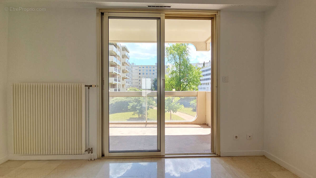 Appartement à LYON-6E