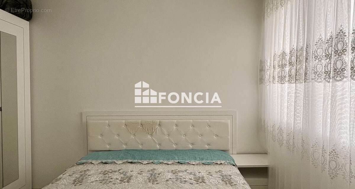 Appartement à SAINT-ETIENNE-DU-ROUVRAY