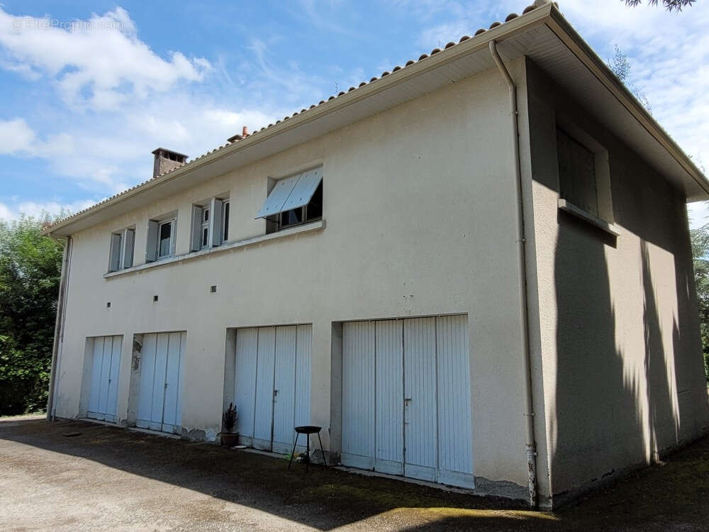 Ensemble de logements à vendre à Auch - photo 8