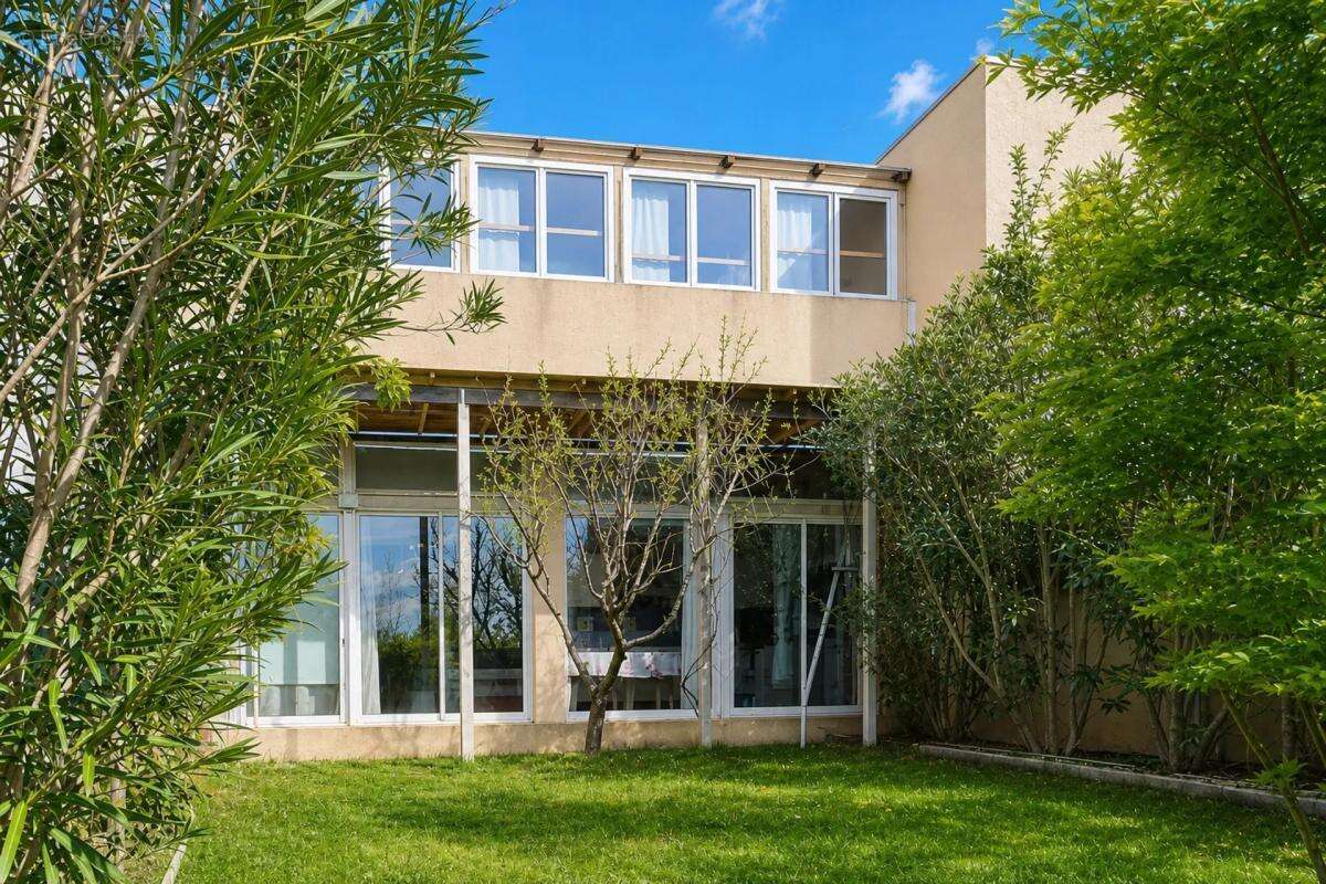 PERPIGNAN Jolie villa 5 pièces, 2 faces, 113M2 ST LOUIS GONZAGUE - photo 4