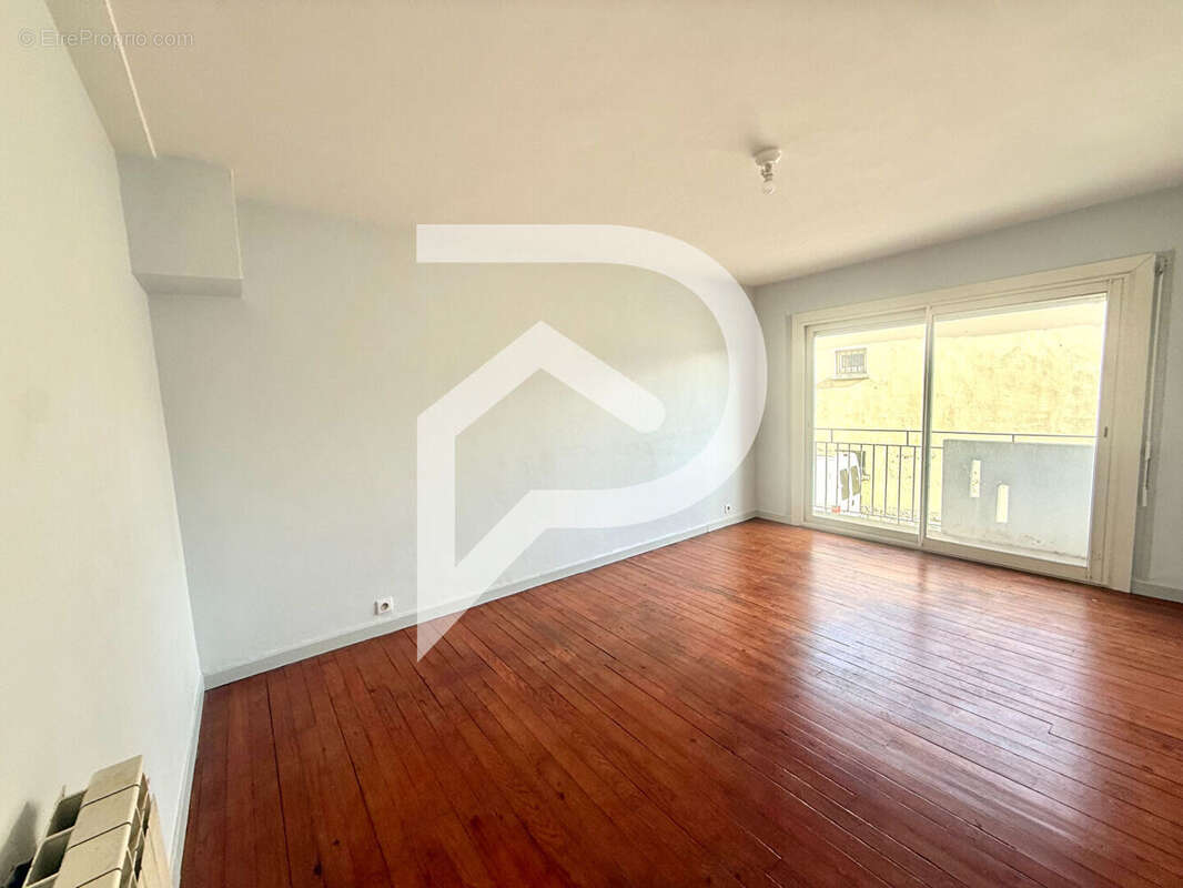 Appartement à ARTIX