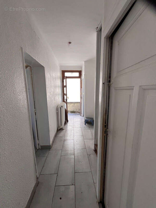 Maison à YZEURE
