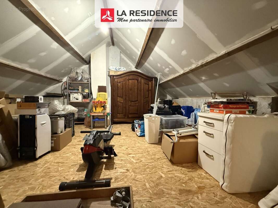 Maison à BENNECOURT