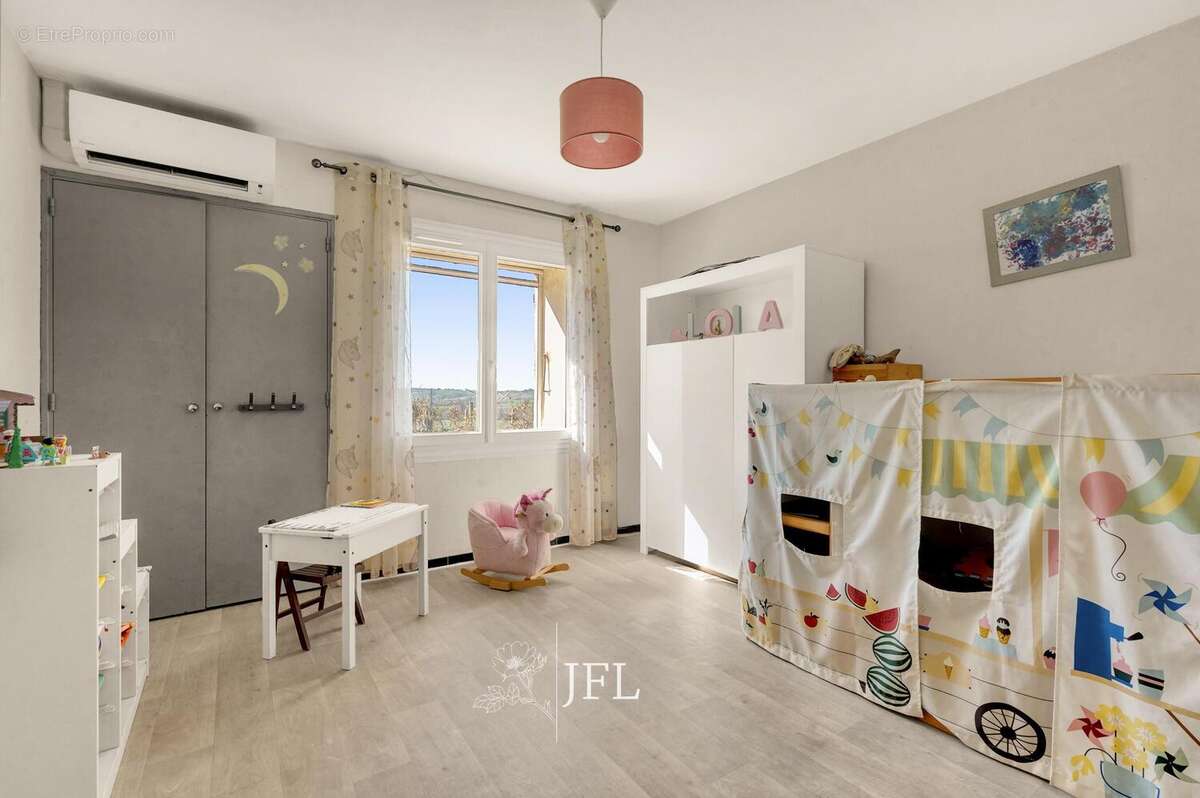 n°3 - Maison à VERFEIL