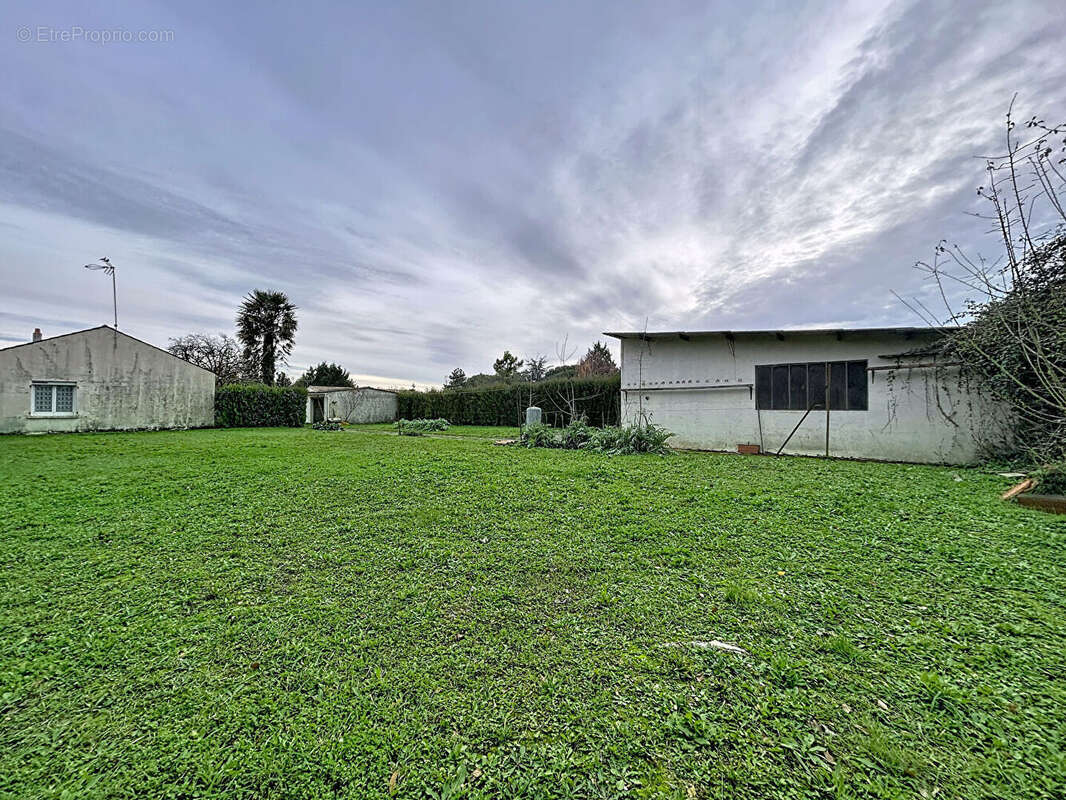 Maison à SAINT-AGNANT