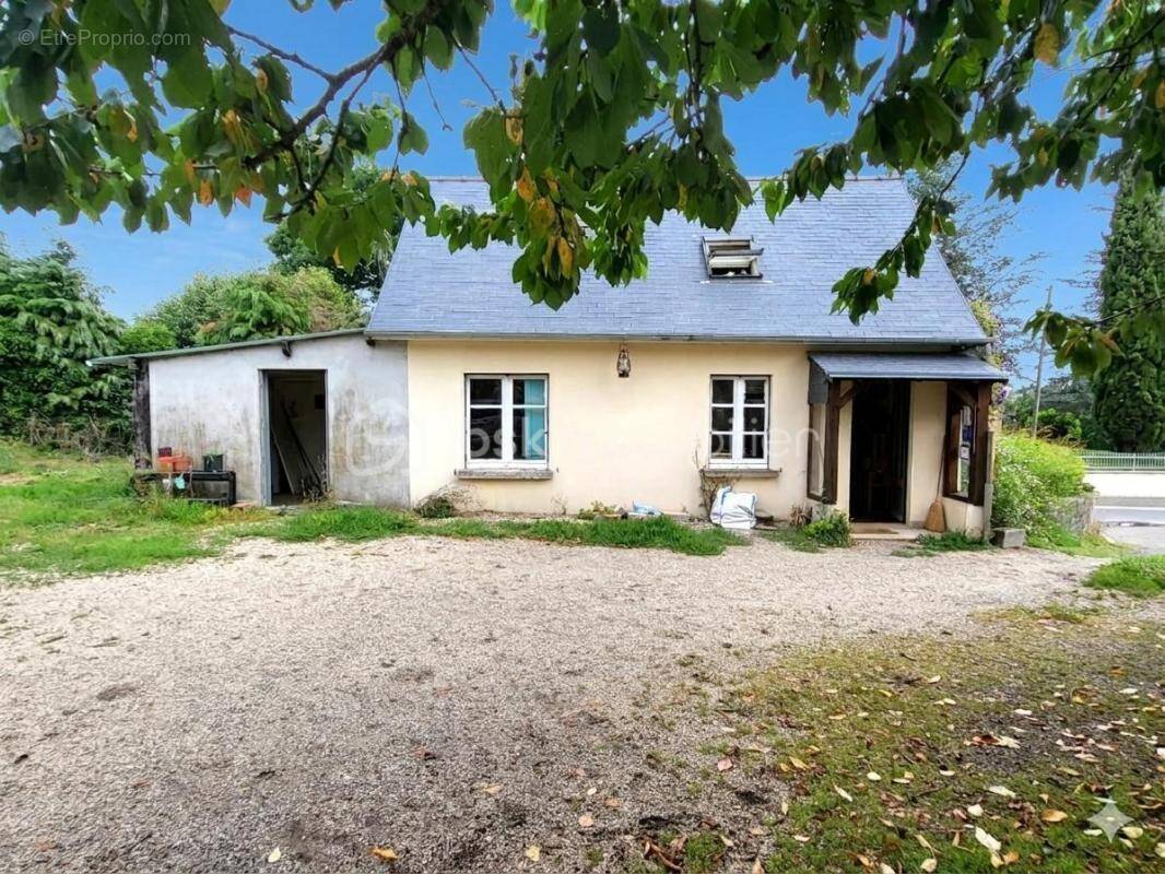 Maison à LAPENTY