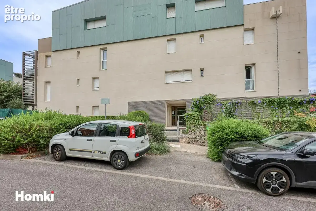 Appartement T3 de 65 m² -terrasse,–garage–ascenseur à La Valette-du-Var 83160, Rue Hermes - photo 13