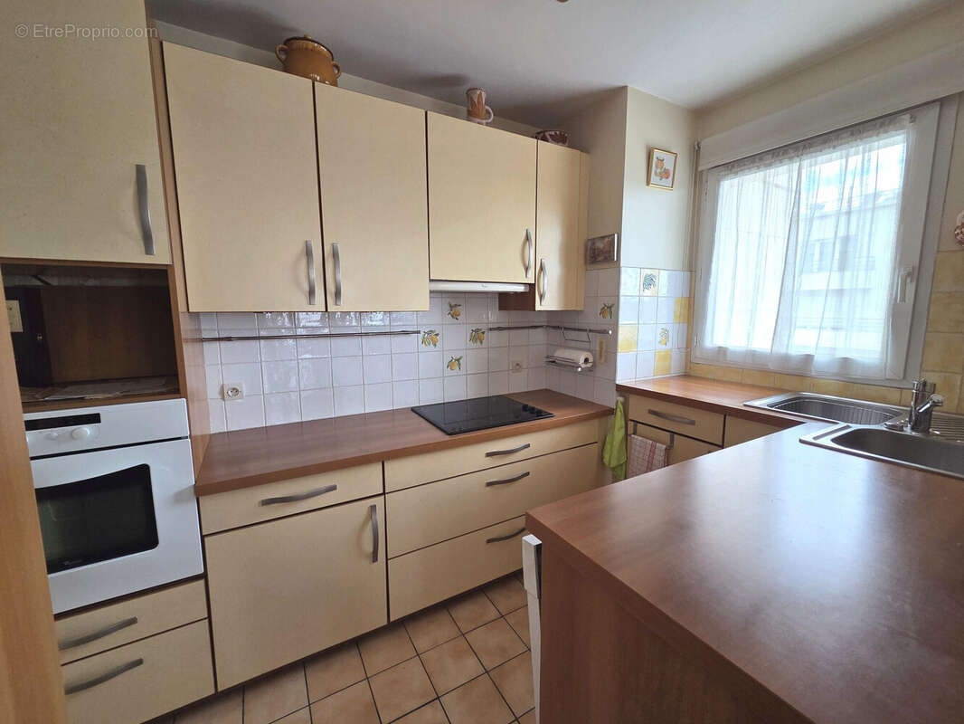 Appartement à COLOMBES