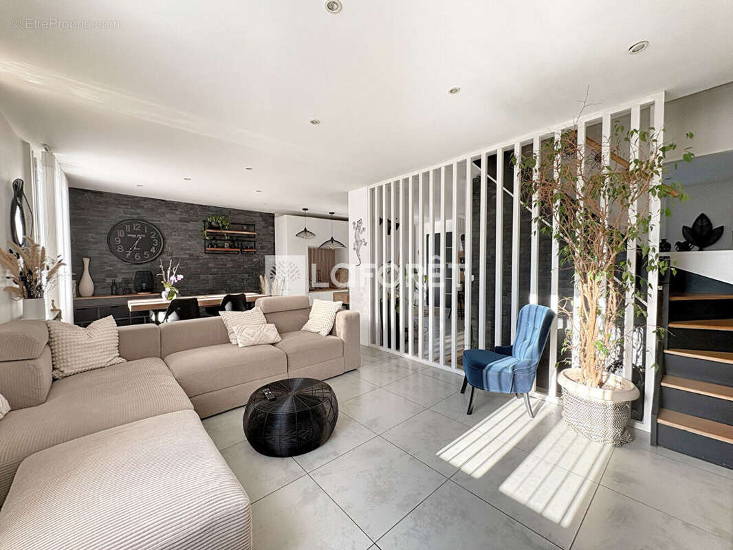 Maison à JUVISY-SUR-ORGE