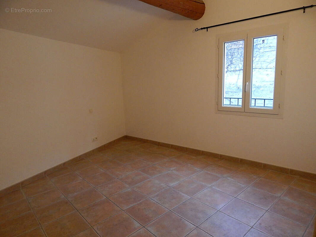 Maison à CHATEAUNEUF-DE-GADAGNE