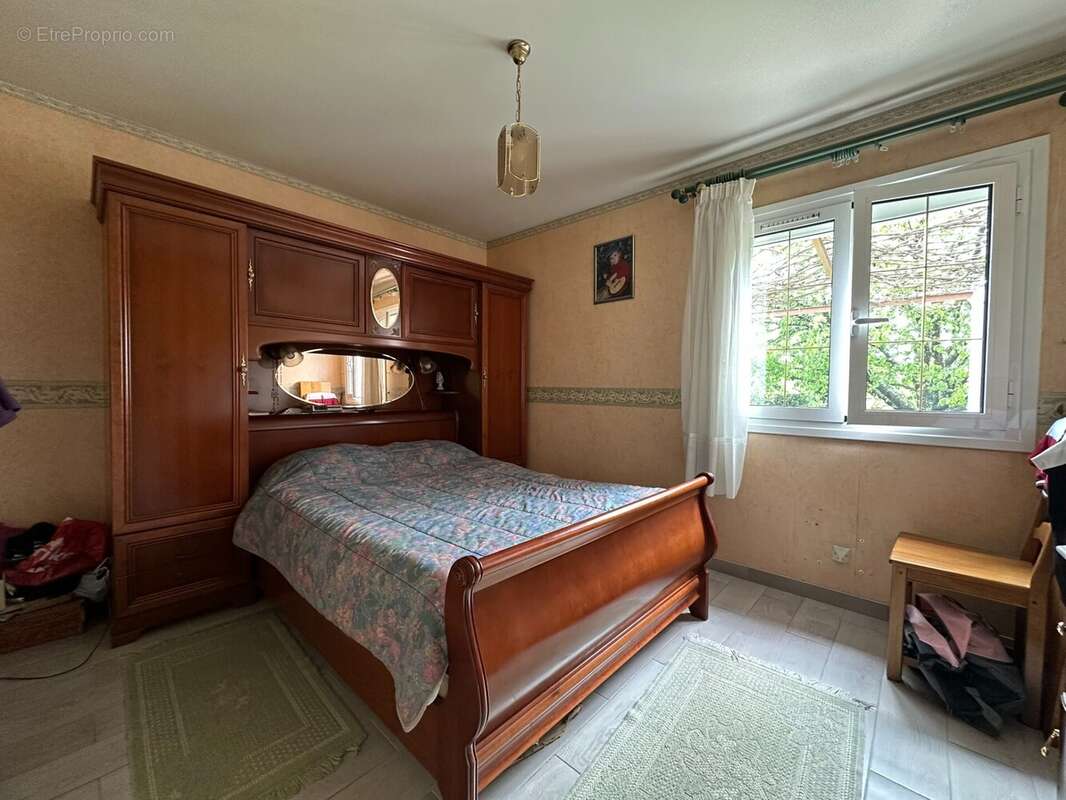 Maison à LIVRY-SUR-SEINE