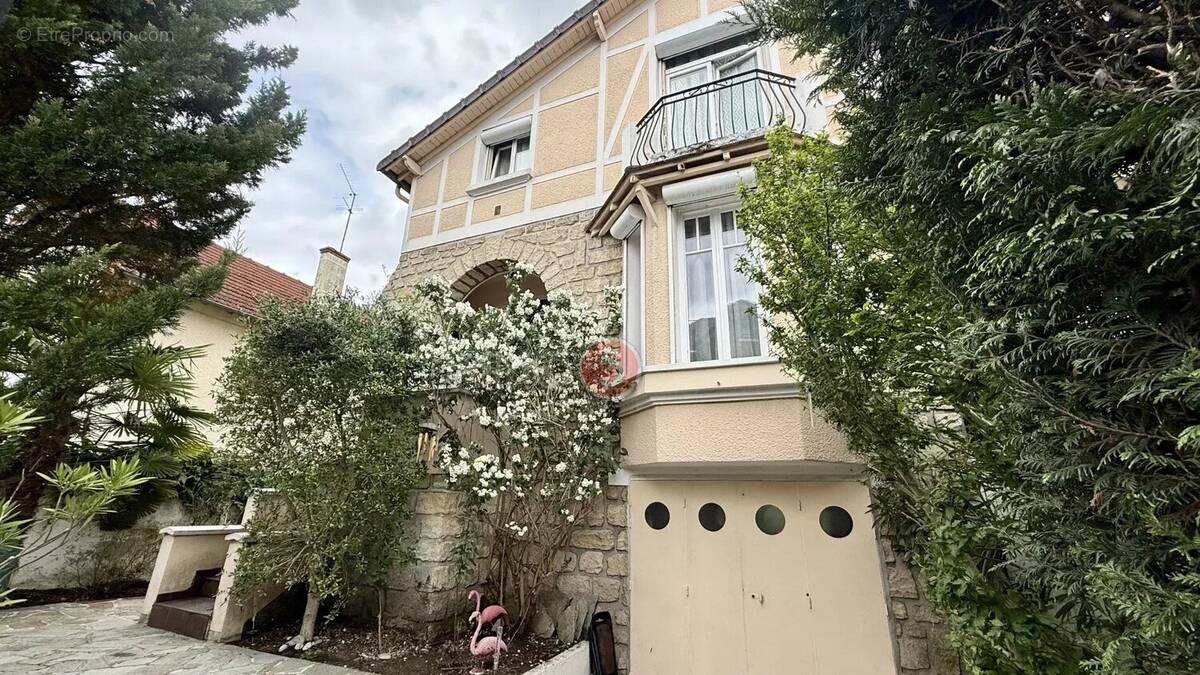 Maison à VILLEMOMBLE