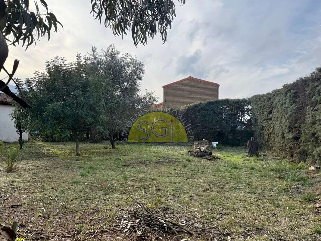 Maison à VILLELONGUE-DELS-MONTS