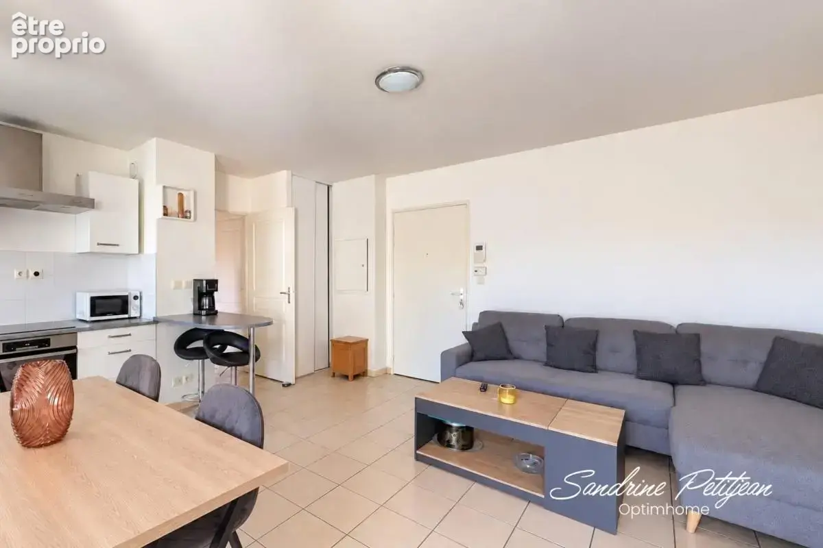 A vendre Appartement T2 45.13m² - avec balcon et garage – Centre Saint André de Corcy 01390 - photo 1