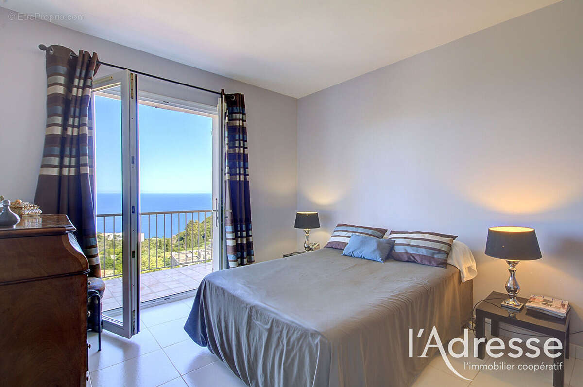 Maison BASTIA MONSERATO 6 pièces 180 m2 piscine studio indépendant - photo 13