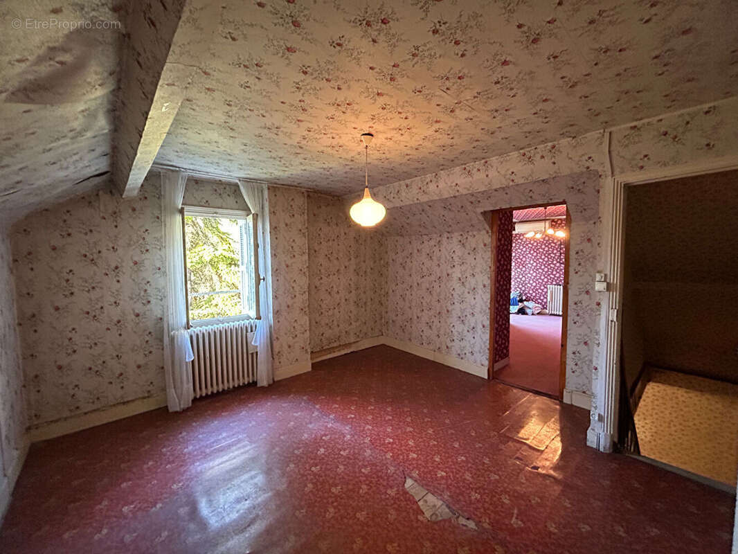 Maison à CAPDENAC