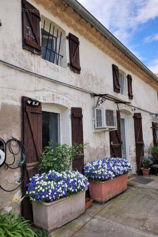 Maison à FAUGERES