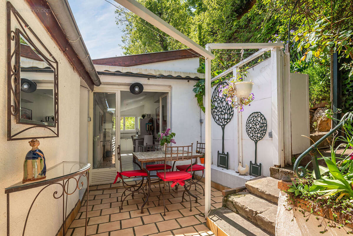 Appartement à LYON-5E