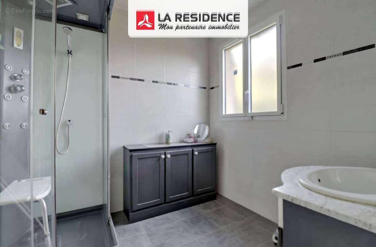 Maison à SAINT-LAURENT-DES-BOIS