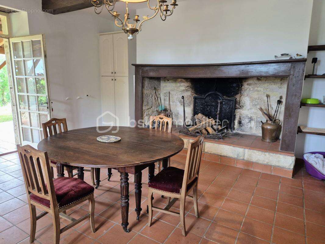 Maison à PLIEUX