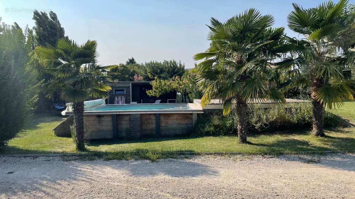 Loriol - a vendre maison familiale de 2008 - dpe a/a - suite parentale en rdc - terrain clos et arboré et piscine - prestations  - photo 11