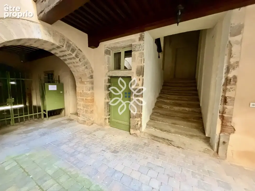 Appartement de caractère au cœur historique de Brioude, à deux pas de la Basilique - photo 14