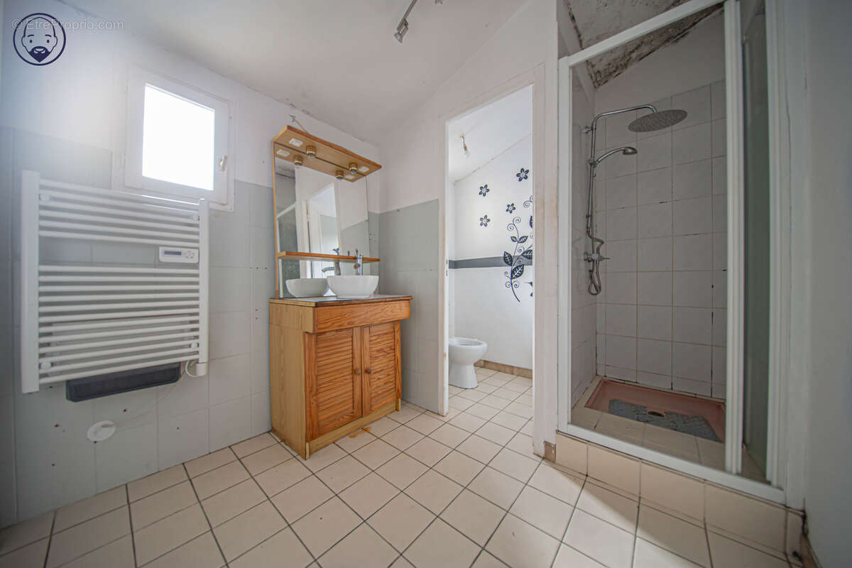 Maison à GONDRECOURT-LE-CHATEAU